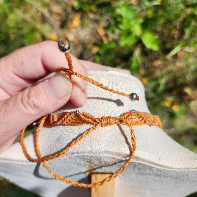 Collier ras-de cou macramé, coccinelle porte-bonheur